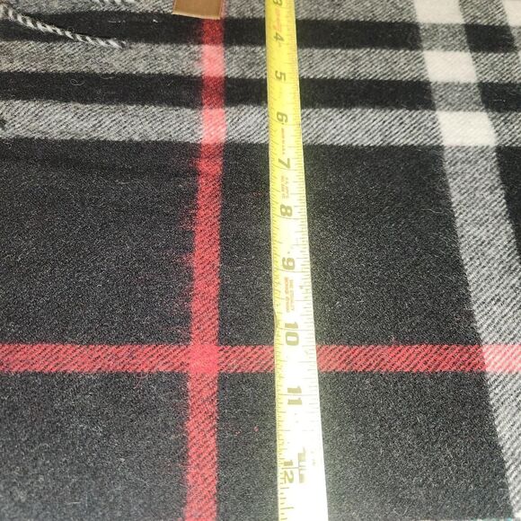 Burberry Black Nova Check Scarf - Picture 5 of 8